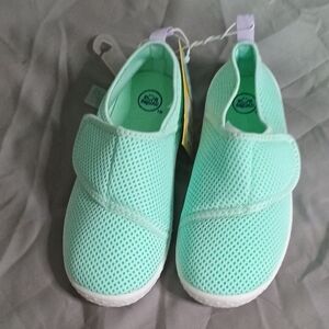 Sun Squad Kids' Aqua Sneakers - Light Green